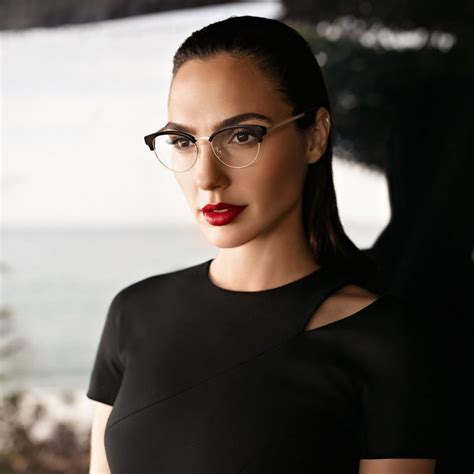 gal gadot eyewear